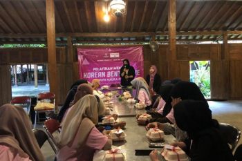 Srikandi Ganjar DIY gelar pelatihan bento cake class