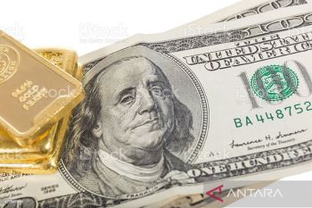 Dolar AS melemah, tunggu kesaksian Powell