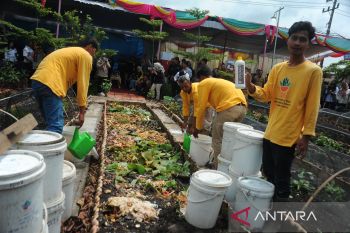 Pemprov Sumsel  kembangkan pupuk dari sampah organik rumah tangga
