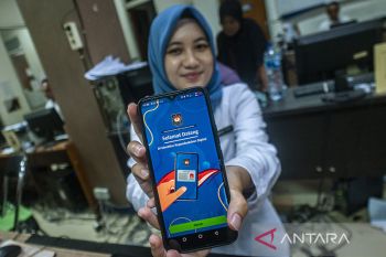 Solok Selatan targetkan 25 persen penduduk gunakan KTP digital