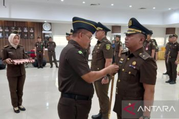 Lantik Kasipidsus dan Kasidatun, ini pesan Kajari Pekanbaru