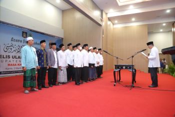 Bupati Lombok Tengah mengajak MUI kolaborasi tingkatkan pembangunan