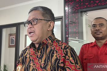 Sekjen PDIP bilang pertimbangan tentukan capres tak hanya lewat survei