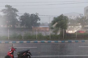 Info BMKG imbau warga waspadai cuaca ekstrem di NTT