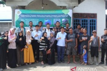 Turun lapangan, dosen dan mahasiswa Unsri berikan trik kendalikan hama cabai