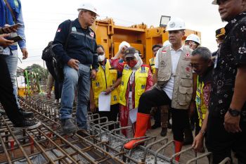 Ganjar minta perbaikan Jembatan Juwana dipercepat