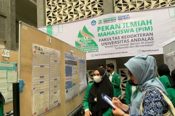 Fakultas Kedokteran Unand gelar Pekan Ilmiah Mahasiswa ke-1 Tahun 2023