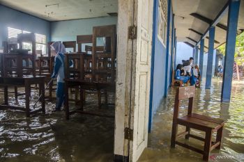 Curah hujan tinggi, banjir dan longsor terjadi di Kabupaten Bandung