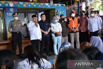 Wapres serahkan bantuan sembako untuk korban kebakaran Depo Pertamina Plumpang