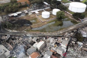 Foto udara permukiman warga imbas terbakarnya pipa BBM Depo Pertamina Plumpang Jakarta
