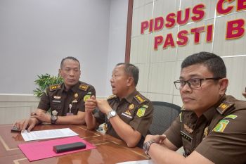 Kejati Lampung tetapkan tiga tersangka korupsi retribusi sampah