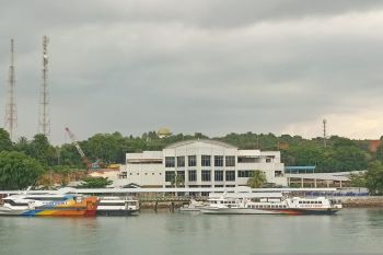 Cuaca buruk, Kapal feri rute Letung Anambas tunda pelayaran