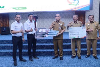 PT KAI beri bantuan tiga unit motor sampah Kota Lubuk Linggau