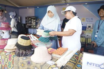 Ketua TP PKK NTB apresiasi stan PLN dalam WSBK 2023