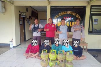 Curi puluhan tabung elpiji di Sumbawa, 5 pemuda masuk bui