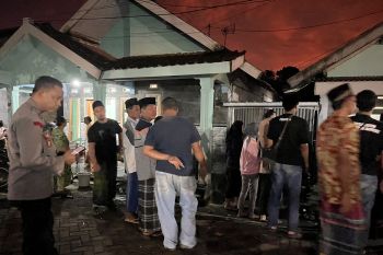 Polisi selidiki sebab meninggalnya tiga orang usai pesta minuman keras