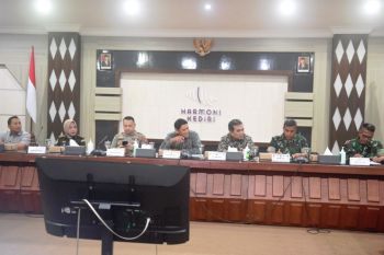 Liga 1 Indonesia - Laga Persik lawan Persebaya tanpa penonton