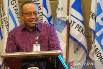 Pemprov NTB meminta awasi ketat peredaran obat &amp; makanan jelang Ramadhan