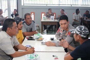 Antusias warga Bulungan berdialog dengan Kapolda Kaltara di "Jumat Curhat"