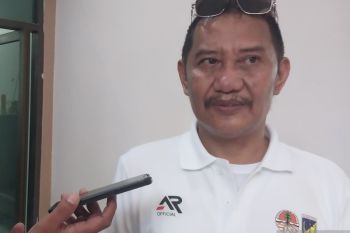Dishut Sulteng gelar jalan sehat-tanam pohon peringati Hari Bakti Rimbawan
