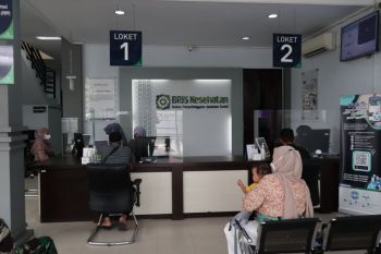 Pemprov Kaltara terima penghargaan UHC award