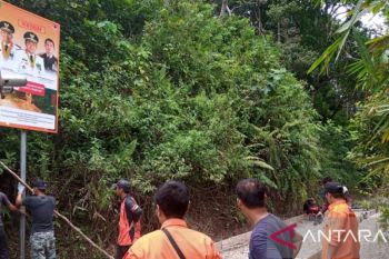 BPBD OKU pasang rambu peringatan dini bencana alam