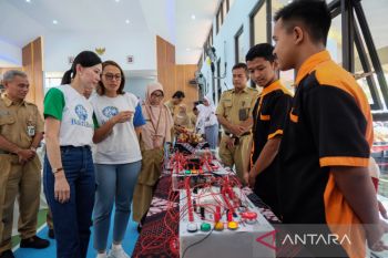 Sejumlah perusahaan ambil bagian kemajuan sekolah vokasi Jateng