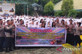 Polresta Kendari sosialisasikan penerimaan anggota Polri di sekolah