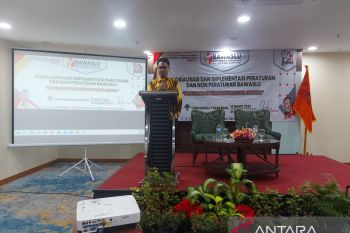 Bawaslu ingatkan parpol tahan diri tidak kampanye di ruang publik
