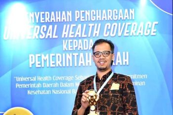 Wapres Ma'ruf Amin berikan penghargaan atas capaian UHC Kota Bukittinggi