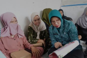 Pemprov Sulbar latih keluarga berisiko "stunting" susun menu makanan bergizi