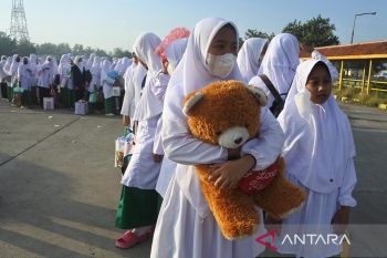 Prabowo resmi umumkan sekolah libur saat Puasa Ramadhan, cek faktanya