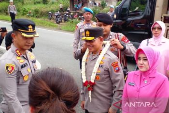 Kapolda Sumbar: polisi harus beri pelayanan terbaik kepada masyarakat