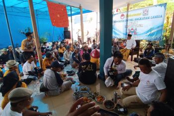 Komunitas sepeda ontel di Cirebon gelar "munggahan"