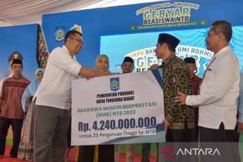 23 kampus di NTB menerima beasiswa bagi mahasiswa miskin berprestasi