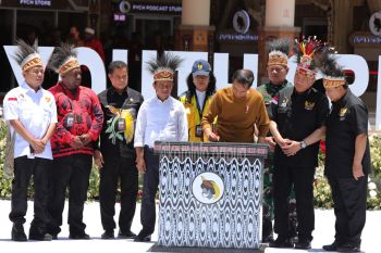 Plh Gubernur Papua mendorong pengembangan generasi muda di PYCH