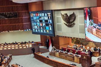 DPR mnyetujui perpanjangan pembahasan revisi UU ASN
