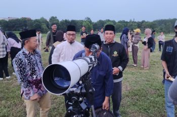 Pengamatan hilal di Lampung tak terlihat karena tertutup awan