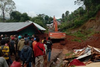 Pemkab Matim  fasilitasi BPJS Kesehatan bagi korban longsor