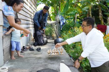 Pj Gubernur Sulbar bantu keluarga berisiko stunting