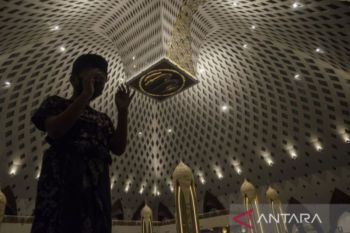Masjid Raya Al Jabbar sediakan 4.000 takjil gratis setiap hari selama Ranadhan