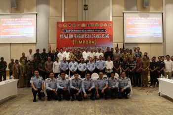 Imigrasi perkuat pengawasan orang asing di Batam