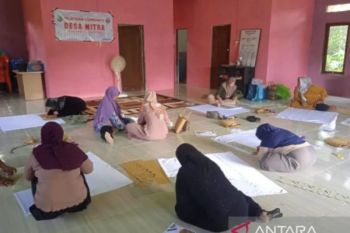 Kalsel kemarin, pelestarian sasirangan hingga wisata susur sungai.