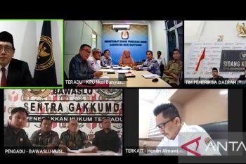 Ketua dan anggota KPU Musi Banyuasin diperiksa DKPP