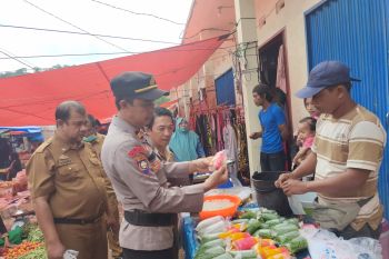 Polres Lampung Barat imbau pedagang  tak jual makanan mengandung formalin