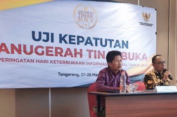 Anggota Bawaslu Sulsel jalani uji kepatutan Anugerah Tinarbuka KI