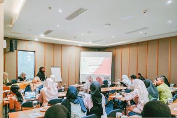 Kemenparekraf dan APR gandeng API Riau latih 30 UMKM Fesyen