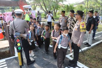 Taman lalu lintas edukasi kelalulintasan anak