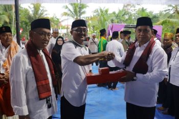 Bupati-Wabup Banyuasin gelar safari sambil bawa bantuan
