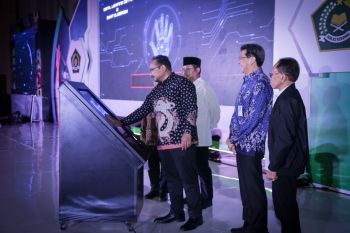 Kemenag meluncurkan Digital Learning Center dan Smart Classroom